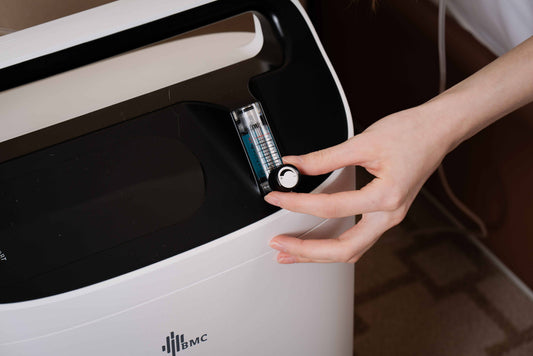 BMC 5L Oxygen Concentrator Home Use Oxygen Machine  For Pregnant Woman Elder Use Remote Control 90%±3% High Purity